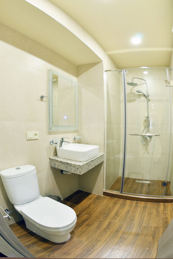 Bathroom 5, MANDARIN Hotel, Yerevan
