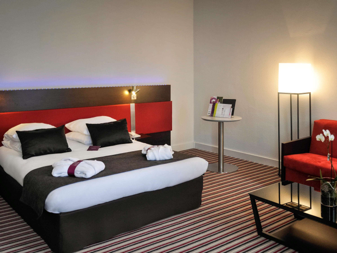 Mercure Angouleme Hotel de France - Tap to explore photos
