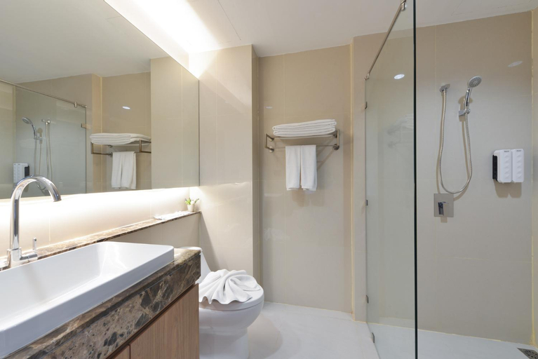 Bathroom 8