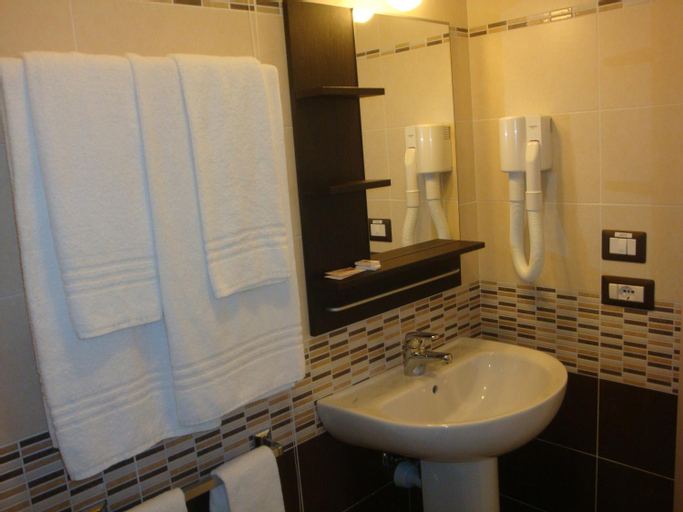 Bedroom 2, Affittacamere Al Cantoun, Torino