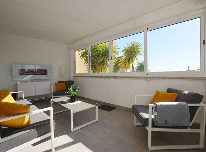 Others 5, Tranquil and Bright Apartment With Loggia, Rovinj