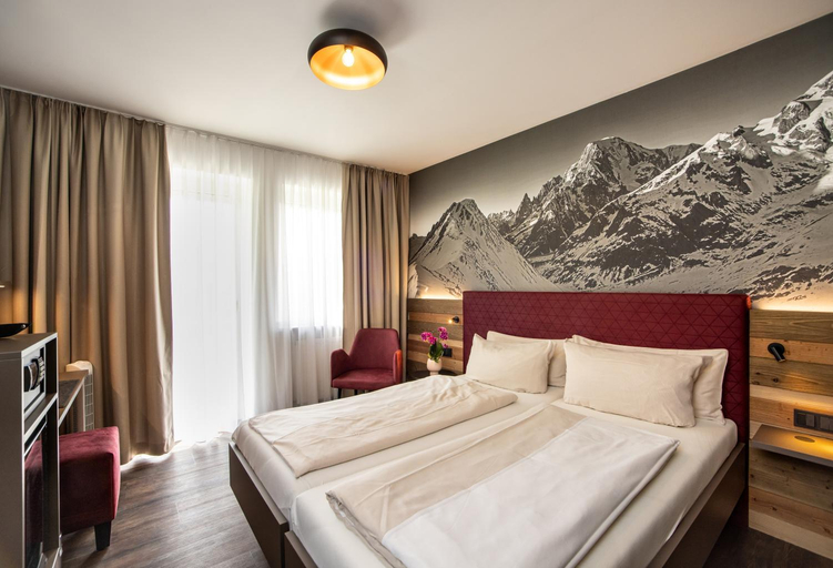 Bedroom 23