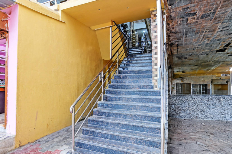 Others 2, Hotel O The New Inn, Khordha