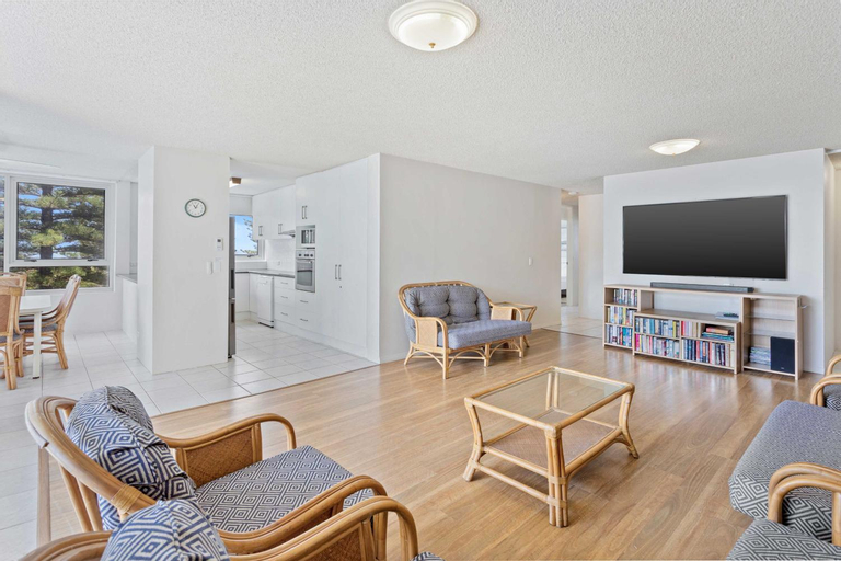 Others 5, Ambassador Beachfront Apartments - Hosted by Burleigh Letting, Gold Coast