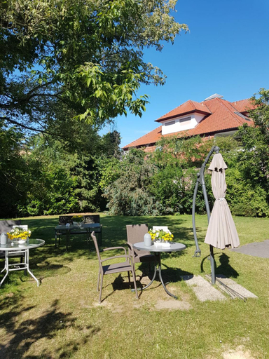 Others 4, Xotel, Wesel