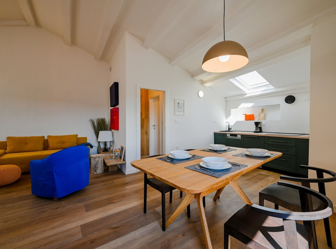 Others 5, Radiant and Trendy Downtown Rovinj Apartment, Rovinj
