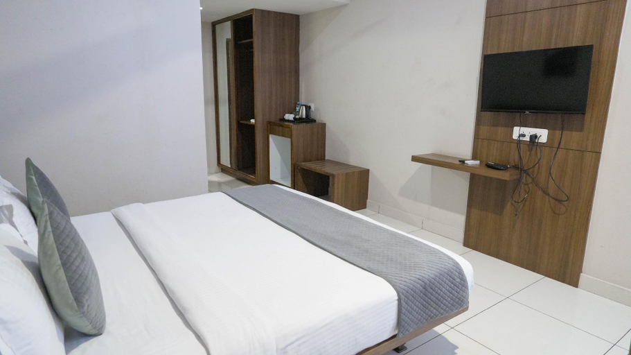 Others 5, Samasth Palatial Hotel, Mysore