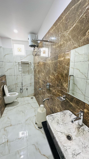 Bathroom 3, Hotel Sunrise Palace Udaipur, Udaipur