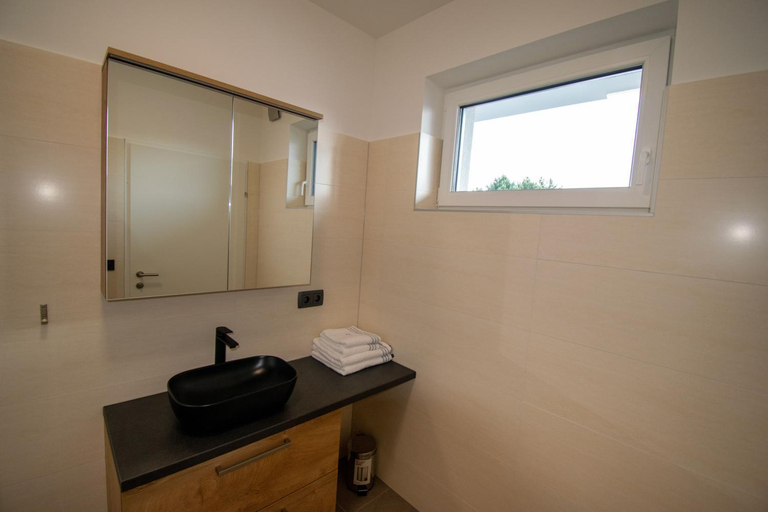 Others 2, Smart Rooms Wels, Wels
