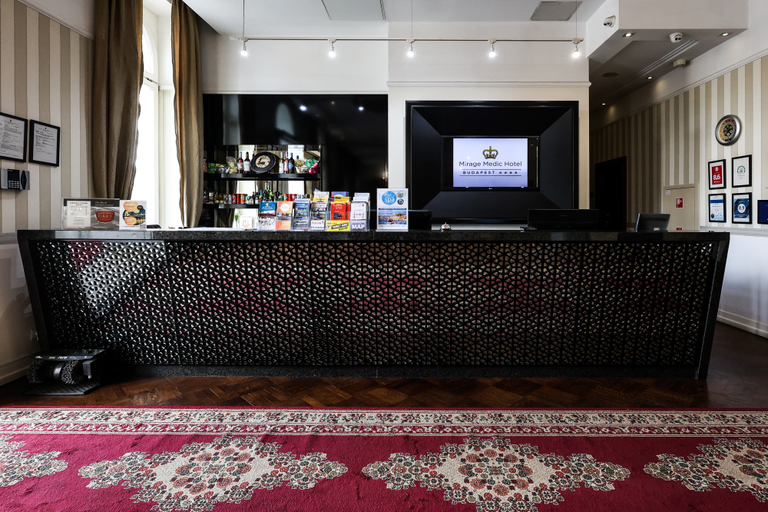 Public Area, Mirage Medic Hotel, Budapesti