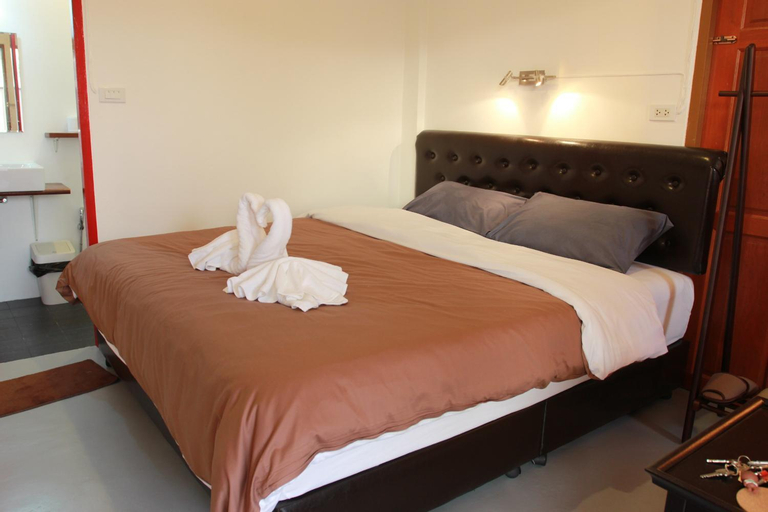 Bedroom 6