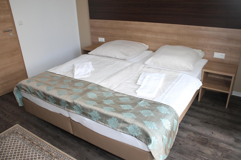 Bedroom 4, Hotel Pizzeria Da Beni, Heilbronn