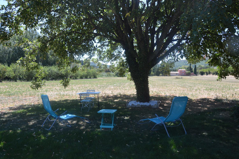 Others 2, Il etait une fois..., Vaucluse