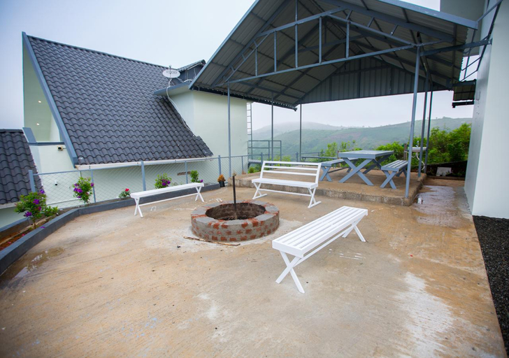 Others 3, Nexstay Mount Tales, Idukki