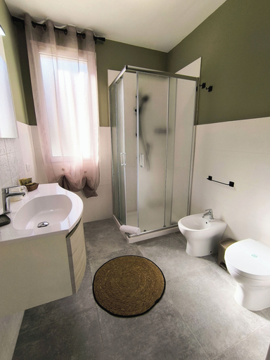 Bathroom 3, Piante Del Principe Apartments and Rooms, Palermo