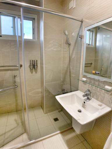 Bathroom 7