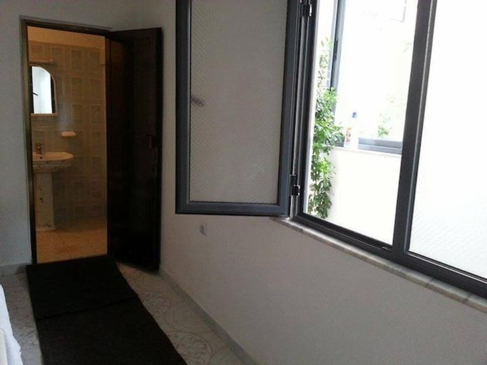 Guest House AZA, Pogradecit