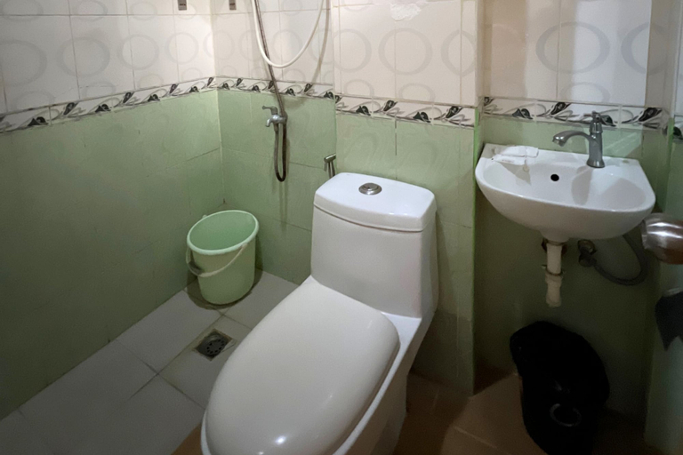 Bathroom 5, Sta Rosa Inn Iloilo powered by Cocotel, Iloilo City
