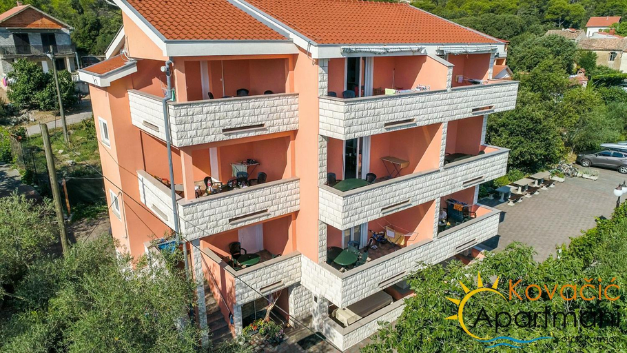 Others 5, Apartmani Kovacic, Pašman