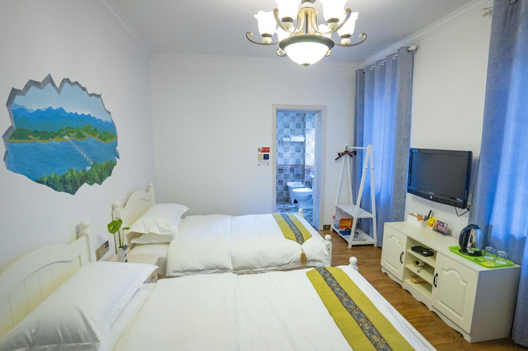 Bedroom 9