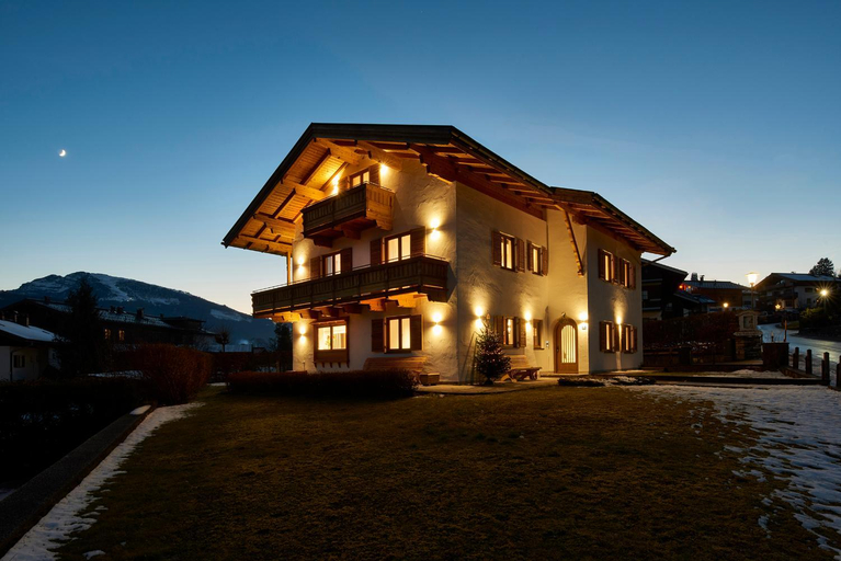 Exterior view 2, AHORN7, Traunstein
