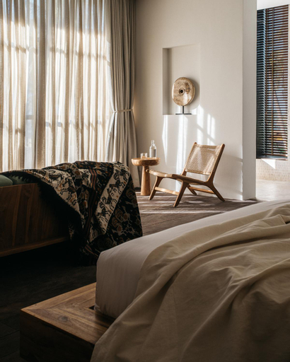 Bedroom 27