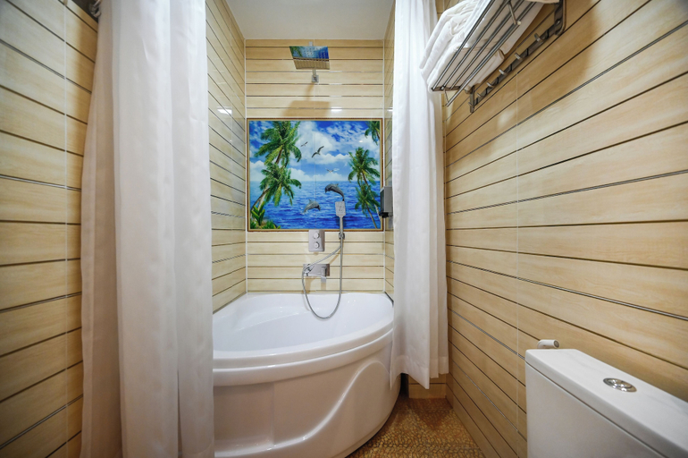 Bathroom 4, Ly Ly Hotel 2, Binh Tan