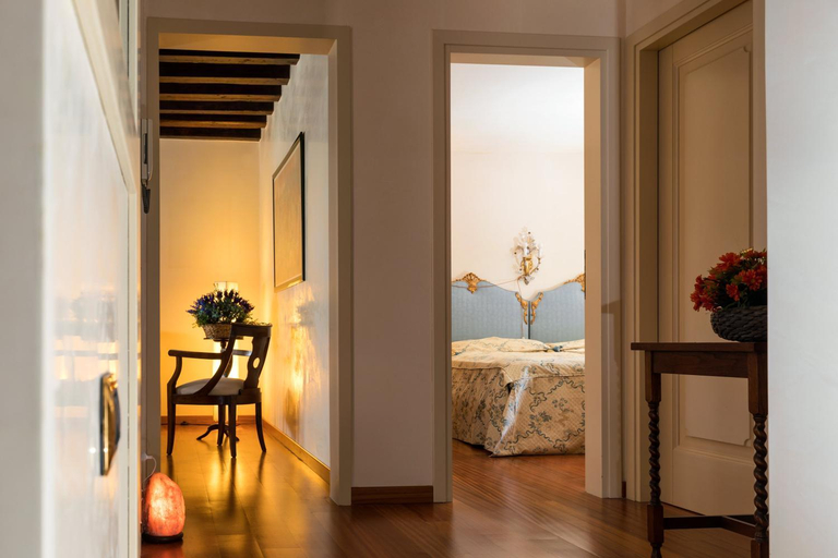 Bedroom 2, San Marco Apartments Steps from St Mark's Square- VHA Collection, Venezia