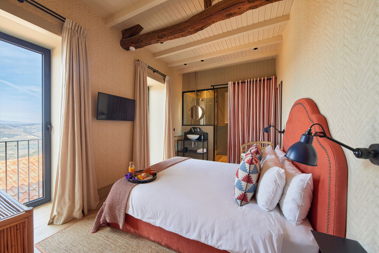 Bedroom 3, THE PINTA Boutique Hotel, Armamar