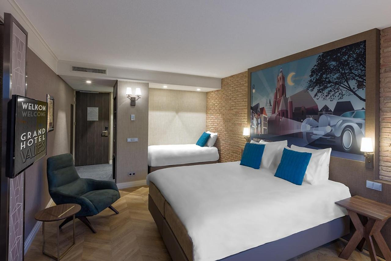 Bedroom 2, Grand Hotel Valies, Roermond