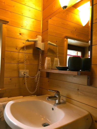 Bathroom 6