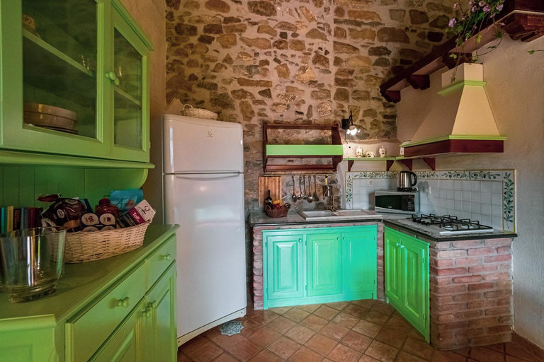 Kitchen 5, Poggio Pozzetti, Palermo