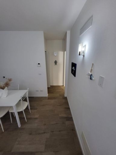 Dining Room 9