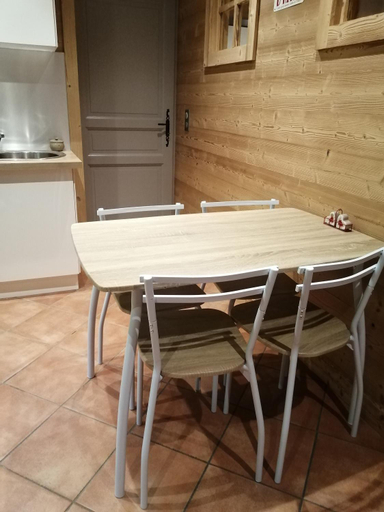 Dining Room 5, Chalet Au Pont de Flon, Savoie