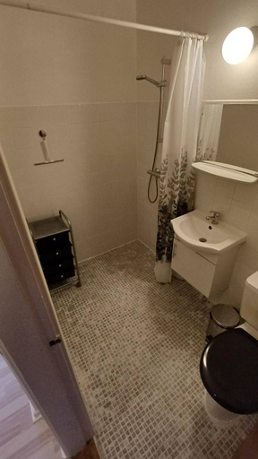 Bathroom, Center of the City Studio Aalborg, Aalborg