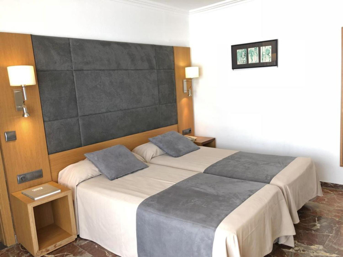 Bedroom 3, Hotel Mirador, Baleares