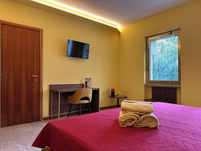 Bedroom 3, CconfortHotels R&B Murat Garden, Bari