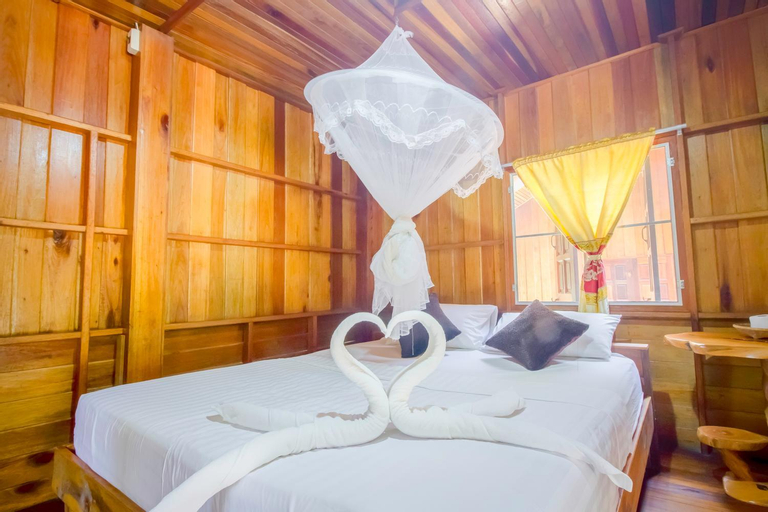 Bedroom 2, Khaosok Palmview Resort, Phanom
