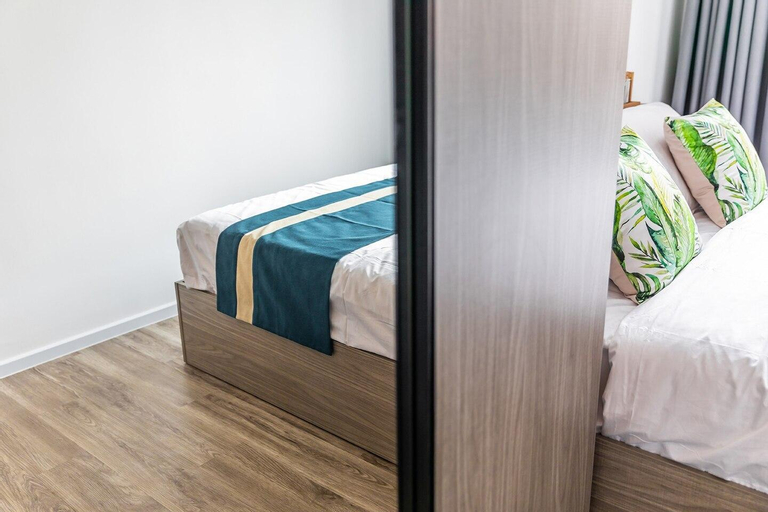 Bedroom 1, Cozy APT. Swimming pool and gym , near BTS PuChao, Muang Samut Prakan