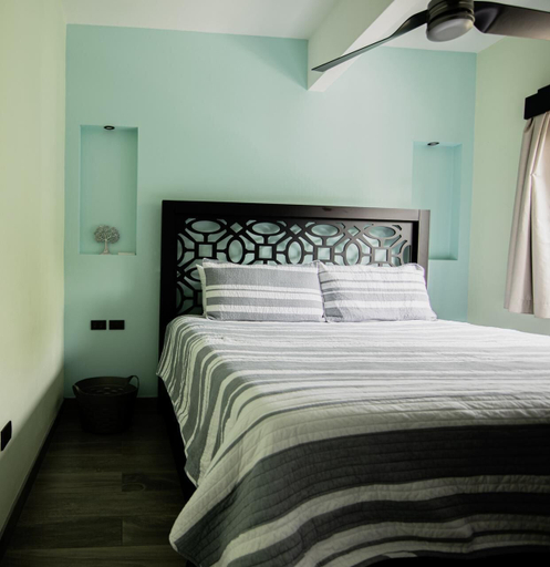 Bedroom, Palo Rosa 1, Aguirre