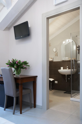 Bathroom 5