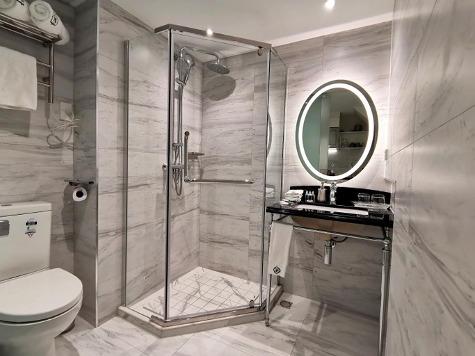 Bathroom 4, The Salisbury, Christchurch