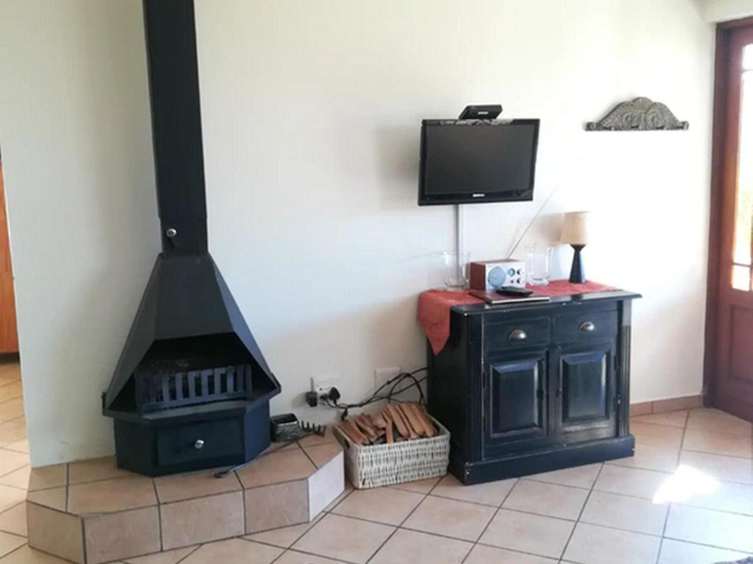 Others 5, Dullstroom Artist Cottages, Nkangala