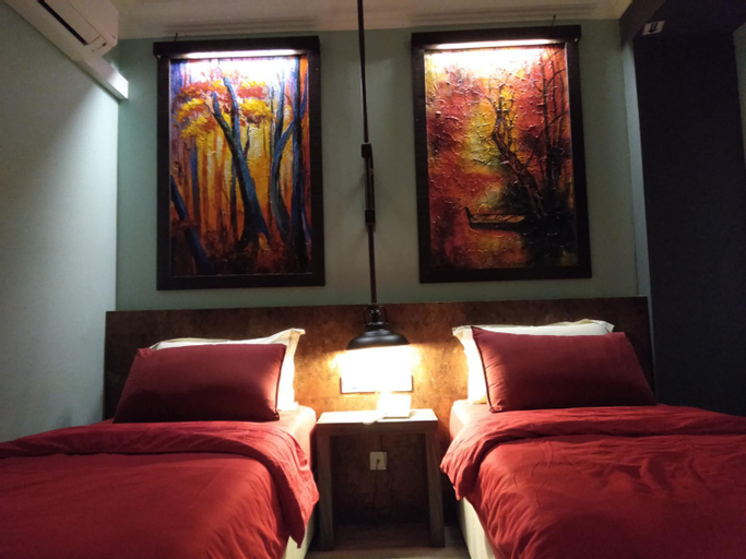 Bedroom 6