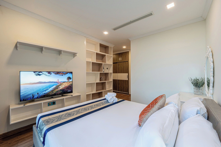 Bedroom 2, Apartment in Landmark-Vinhome.CTP by Yen, Bình Thạnh