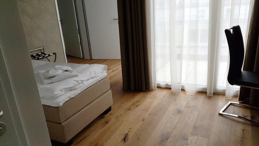 Bedroom 10