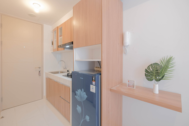 Others 4, Homey and Cozy Studio Apartment at Tokyo Riverside PIK 2 By Travelio, Tangerang