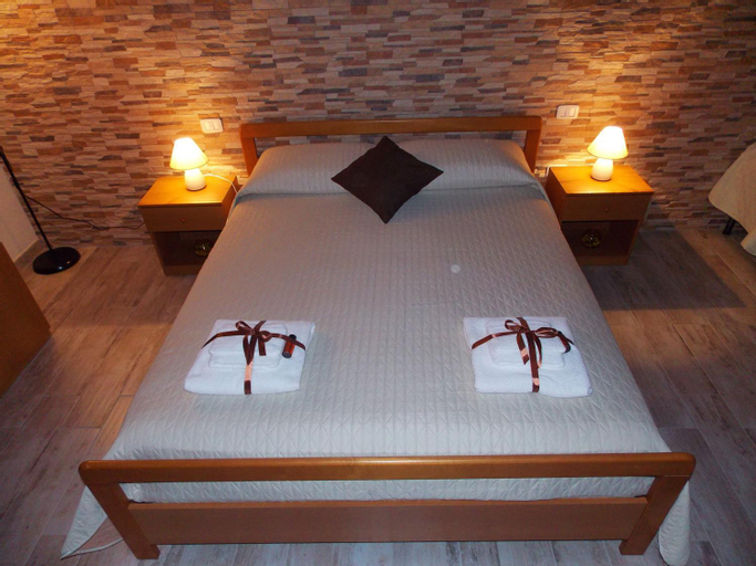 Bedroom 5, Il Vicoletto, Cosenza