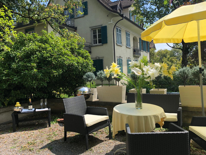 Food & Drinks 3, Garden Studio Apartment Zurichberg, Zürich