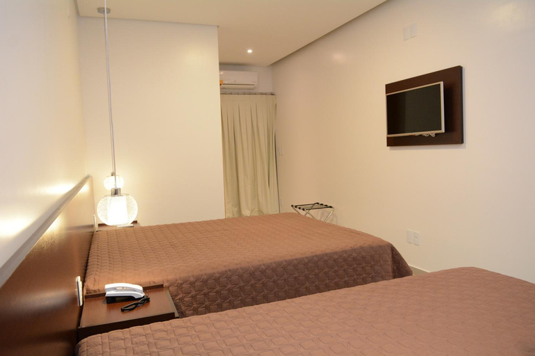 Bedroom 2, Excellence Plaza Hotel, Botucatu